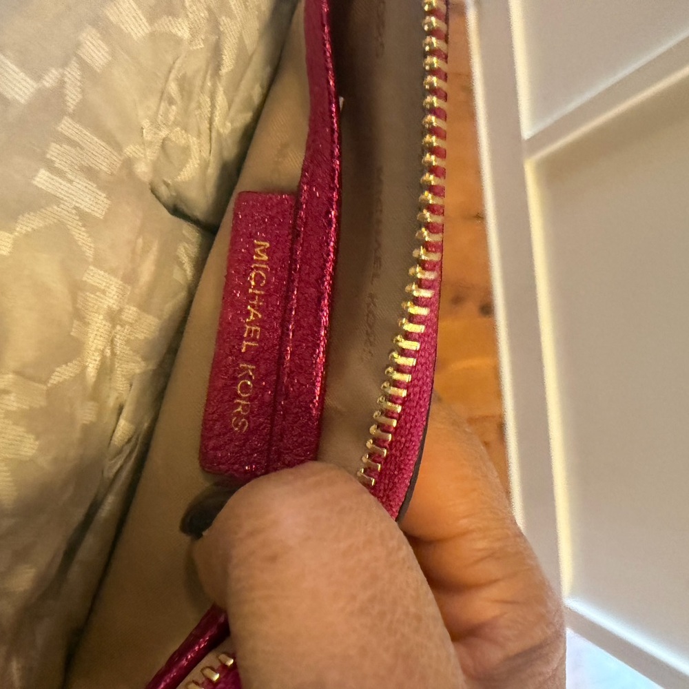 Michael Kors Fuchsia Clutch with Gold Chain - Picture 2 of 2